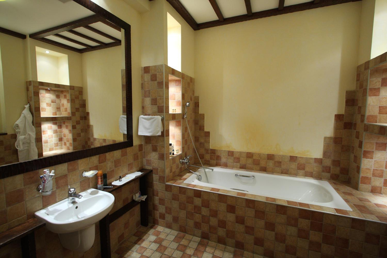 Bathroom 5, Park-Hotel Butenko Stable, Boryspil's'ka