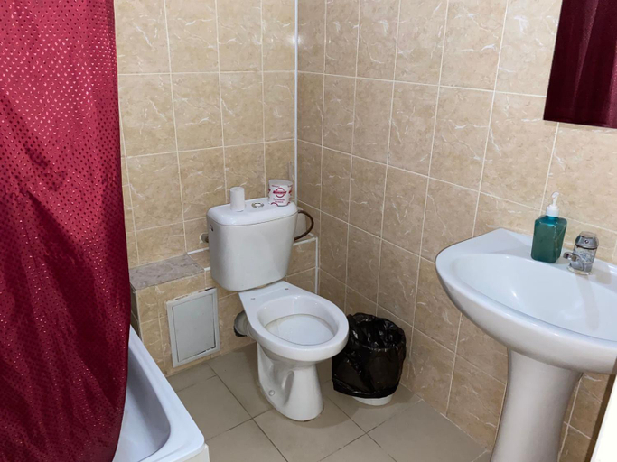 Bathroom 4, Гостиница ОАЗИС, Atyrau