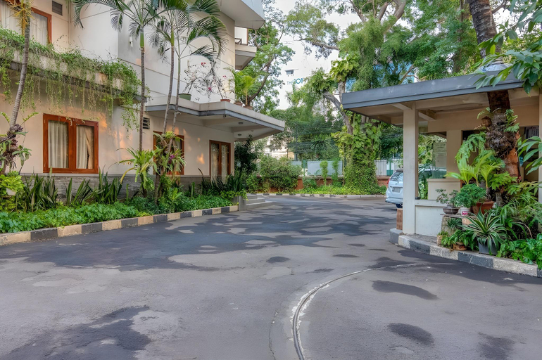 Exterior & Views 1, IOTEL Dharmawangsa, South Jakarta