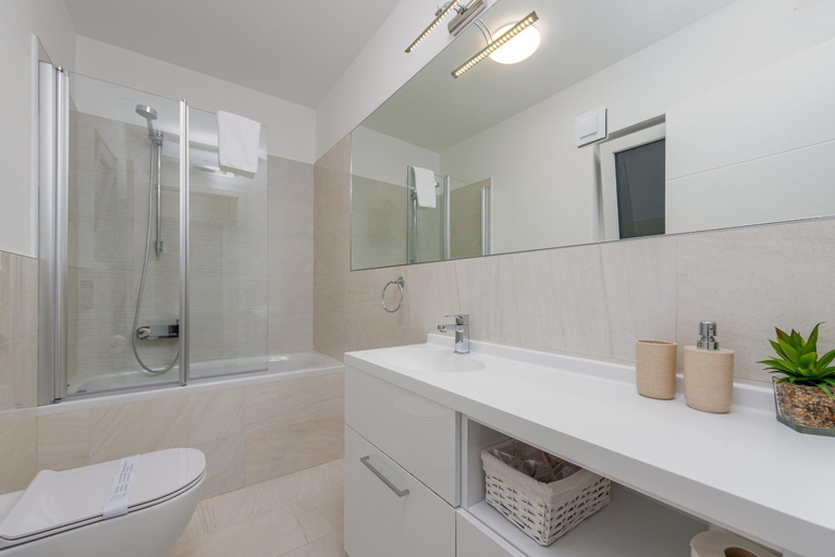 Bathroom 3, Villa Ivo ZadarVillas, Posedarje