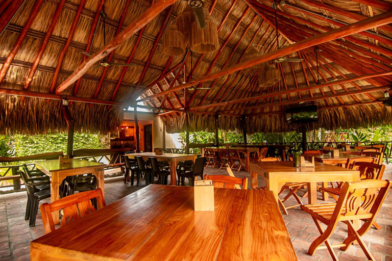 Food & Drinks 5, Portales del Tayrona Garden Hotel, Santa Marta (Dist. Esp.)