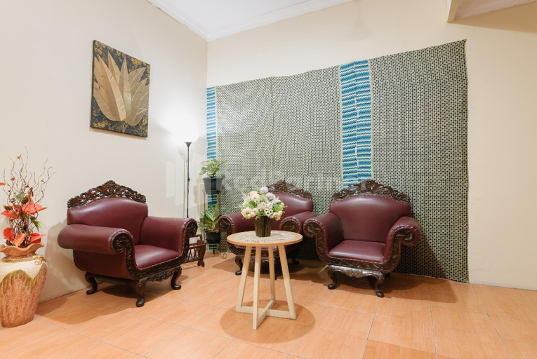 Public Area 3, SR Residence near Mall Ciputra Cibubur Mitra RedDoorz, Bekasi