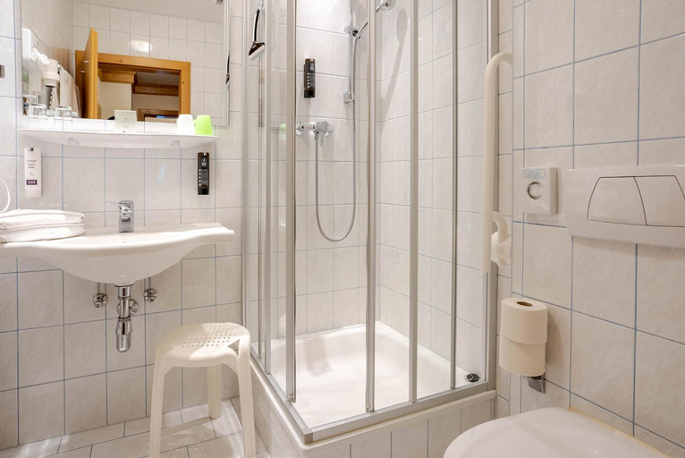 Bathroom 5, Familienhotel Lengauer Hof, Zell am See