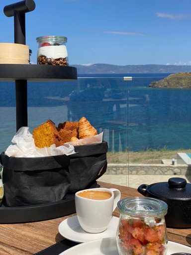 Food & Drinks 5, Eleia Seafront Villas, North Aegean