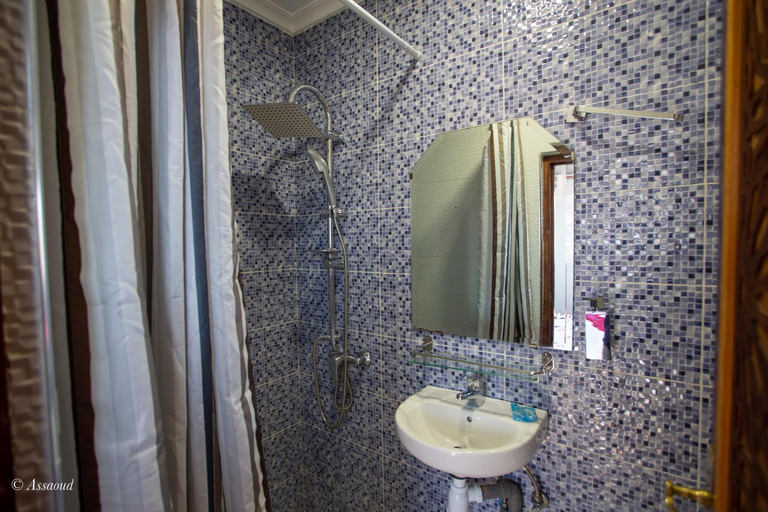 Bathroom 2, Hotel Chams, Chefchaouen