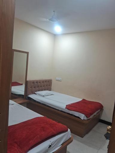 Bedroom 2, Hotel Ruby, Ujjain