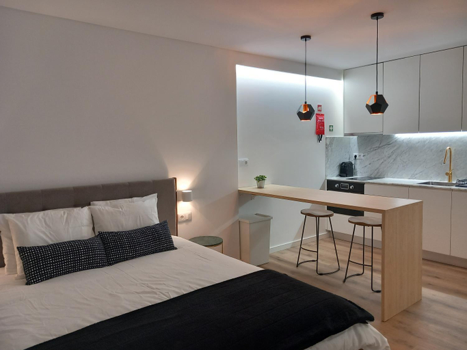 Others 5, Fontinha House, Porto