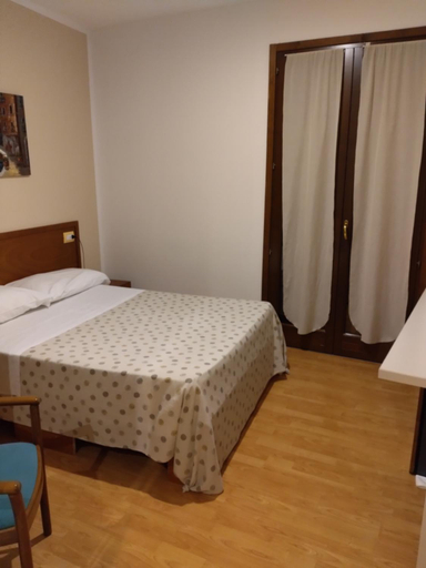 Bedroom 3, Hotel Nicolaj, Bari