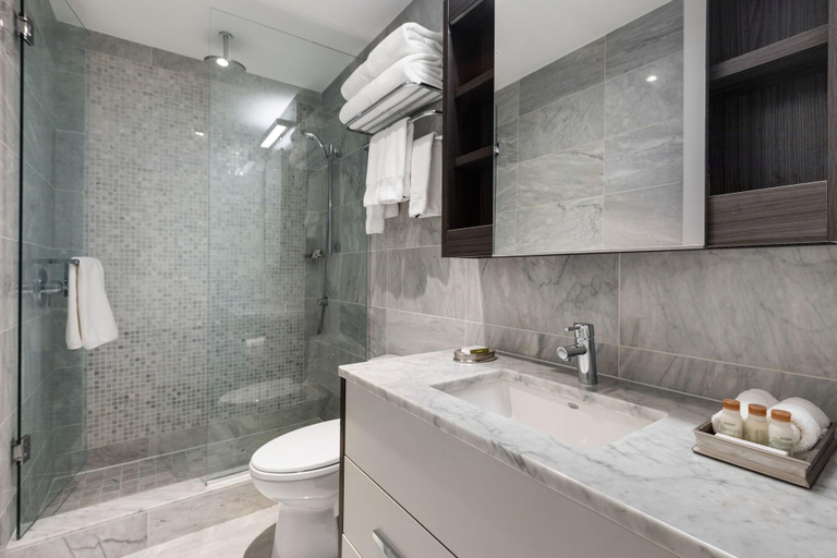 Bathroom 4, SOHO Residences Champagne, Ottawa