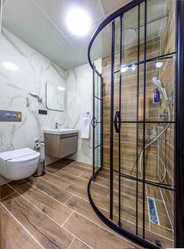 Bathroom 5, The Business Class Hotel, Bakırköy