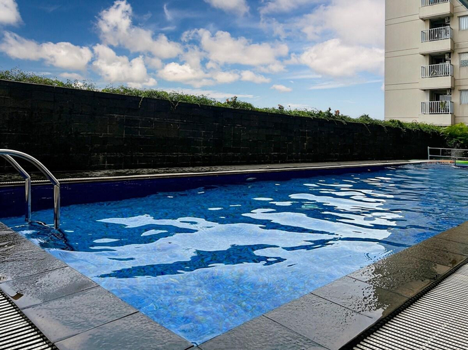 Sport & Beauty 3, Cozy & Modern Apt Studio w/ Wi-Fi, Netflix & Pool, West Jakarta