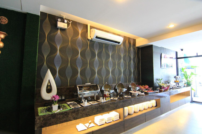 Food & Drinks 5, Inn Residence Serviced Suites Pattaya, Pattaya