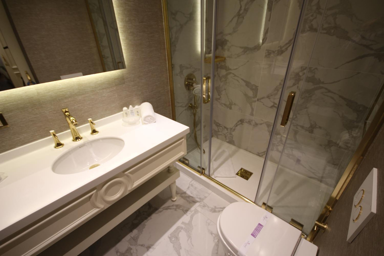 Bathroom 4, Mina Hotel - Special Category, Fatih