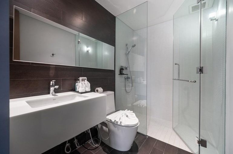 Bathroom 3, Luxury 3BR Beachfront | Veranda Residence Pattaya, Pattaya