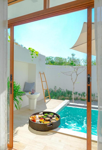 Sport & Beauty 2, SaroRach pool villa resort Kohlarn, Pattaya