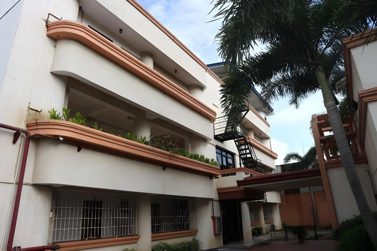 Exterior & Views 2, Hotel Casa Ilustre, Balayan