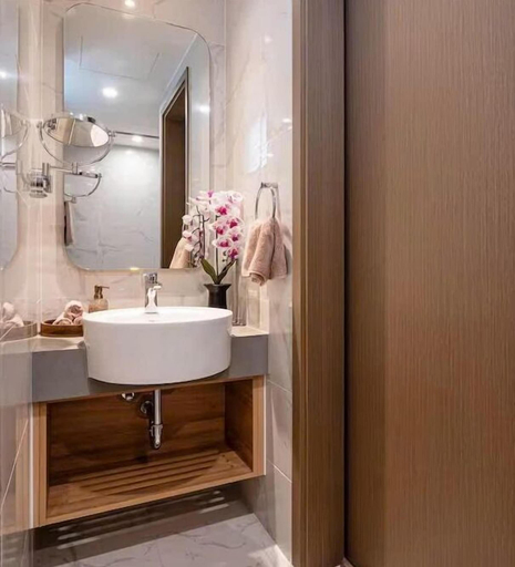 Bathroom 4, ZENITY Skyline Residences Suite, District 1
