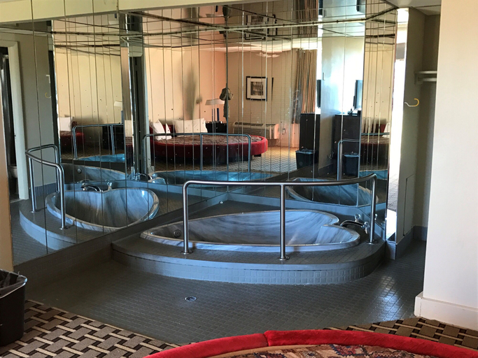 Others 5, Grantmoore Motor Lodge, Hartford