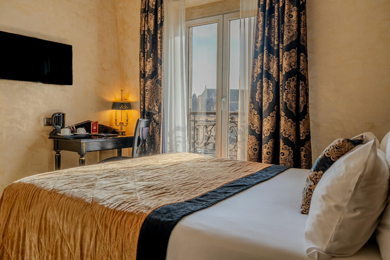 Bedroom 3, Hotel De l'Empereur Paris, Paris