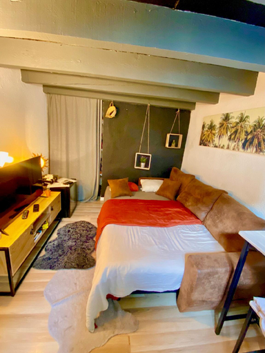 Bedroom 2, Cocon à Deux Pas des Arènes - Charme & Confort, Gard