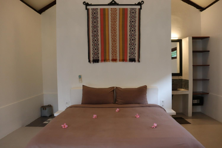 Bedroom 3, OUTSIDE bungalow, Sumbawa Barat
