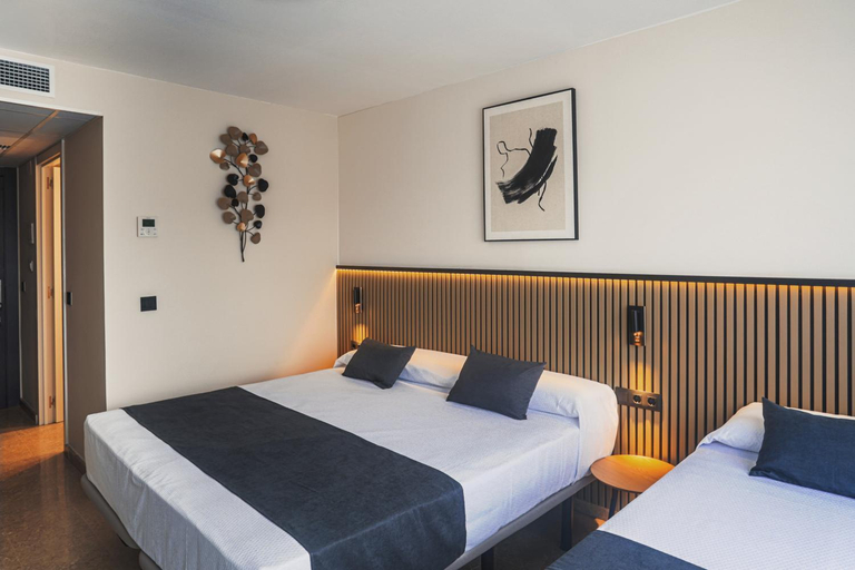 Bedroom 4, STAR BAY Hotel, Tarragona