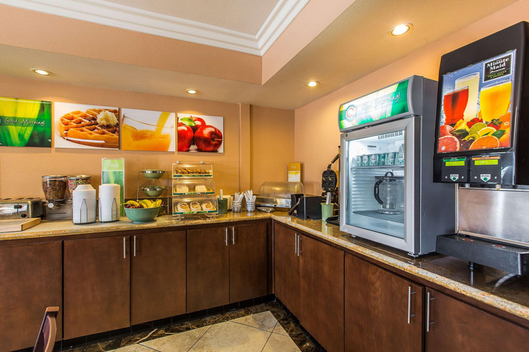 Public Area 2, Quality Inn Lake Elsinore I-15, Riverside