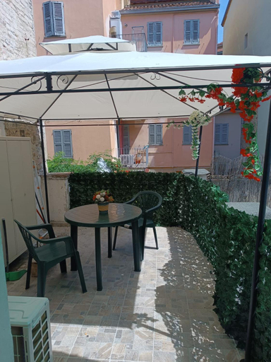 2, APPARTAMENTO CHECK iN, Parma