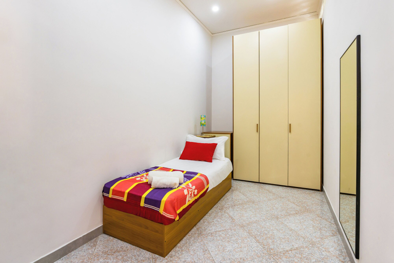 Room 3, Red Comfort Flat Near Garibaldi Station, Napoli