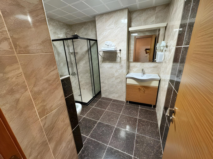 Bathroom 4, E5 PARK OTEL, Avcılar