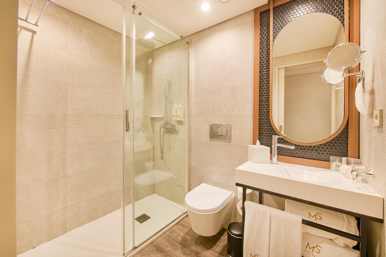 Bathroom 3, Hotel Moon & Sun Braga, Braga