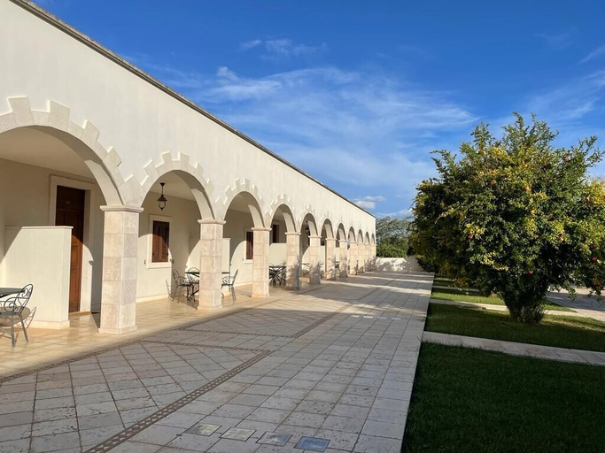 Exterior & Views 2, Hotel Relais Antica Masseria, Bari