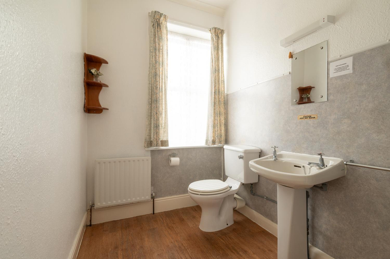 Bathroom 2, Moonside Rooms, Lincolnshire