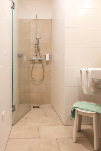 Bathroom 3, Seminarzentrum Stift Schlagl, Rohrbach im Mühlkreis