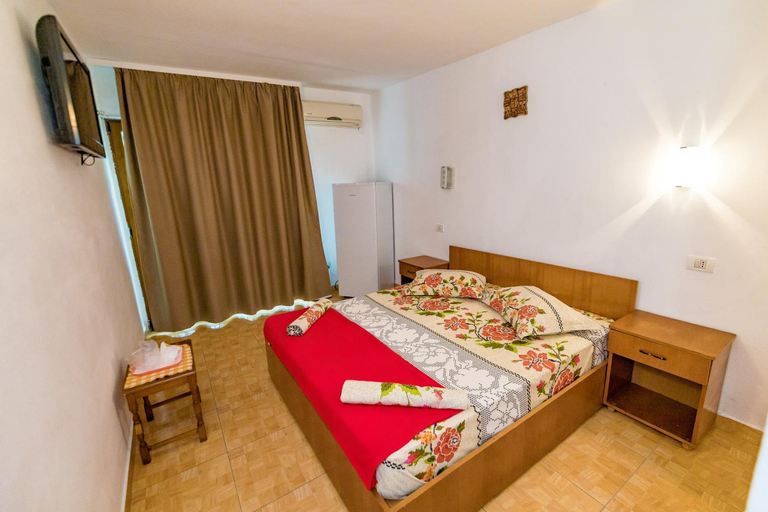 Bedroom 2, MIOARA Rooms parter, Mangalia