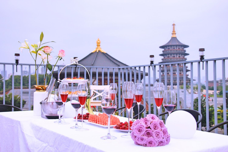 Food & Drinks 5, First Sight Hotel - Next to Yingtianmen Imperial City, Luoyang