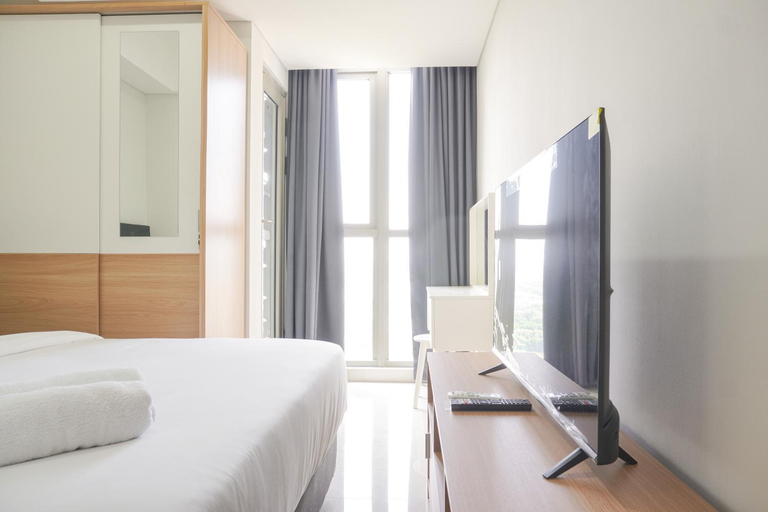 Bedroom 4, Exclusive and Cozy 1BR at Gold Coast By Travelio, Jakarta Utara