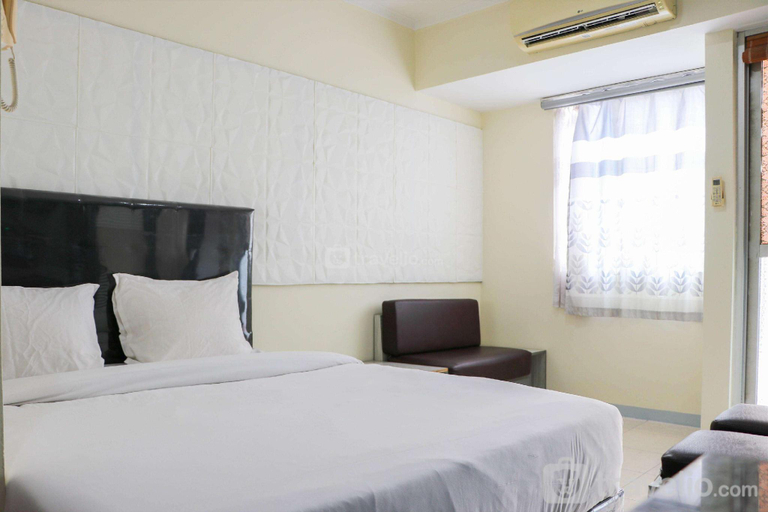 Bedroom 2, Compact Studio Maple Park Sunter Apt By Travelio, North Jakarta