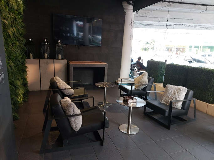 Public Area 2, Poseidon Boutique Hotel, Pattaya