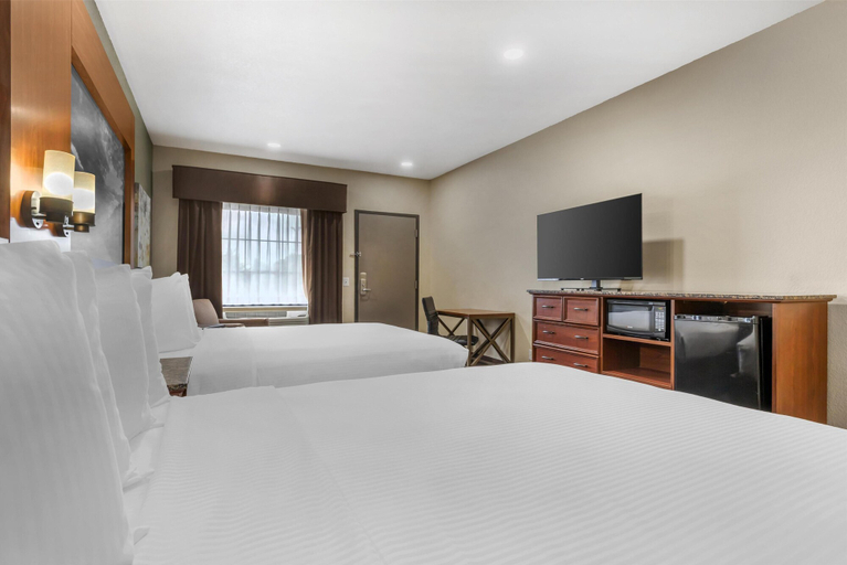 Bedroom 3, Best Western Plus Yukon, Canadian