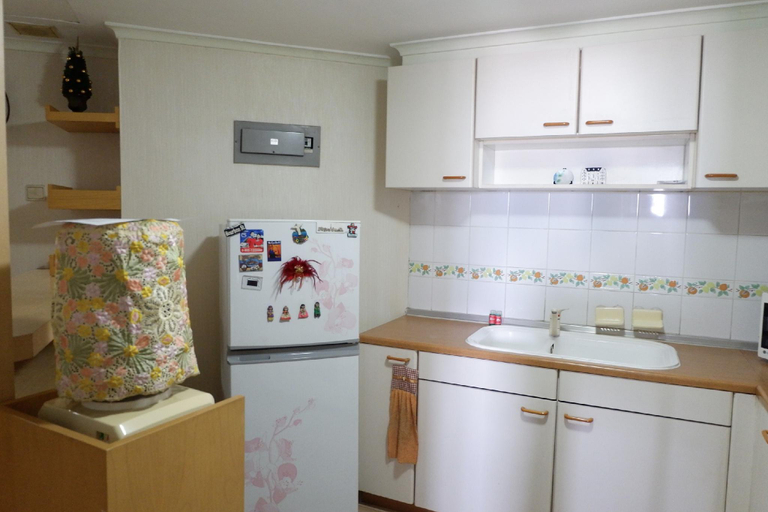 Others 2, Apt 3BR at Sudirman Tower Condominium By Travelio, South Jakarta