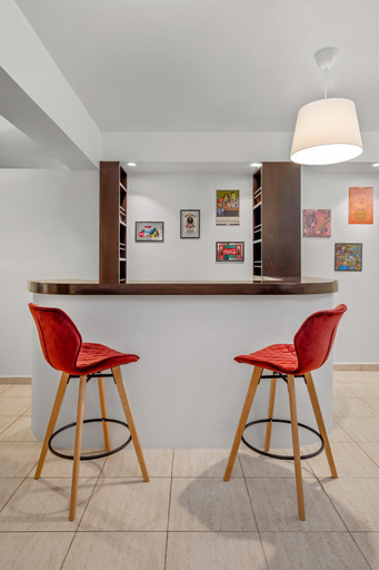 Others 4, Old Town 7 min - Free Airport Pickup - 6BR Villa, South Aegean