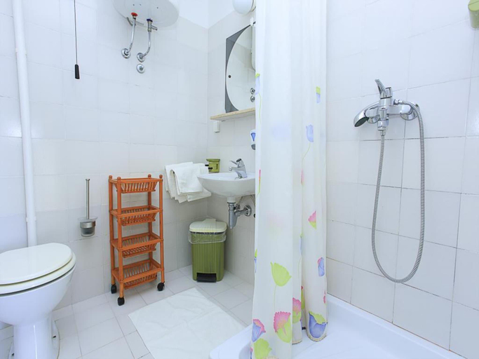 Bathroom 3, Apartment with sea view in Orasac, Pojezerje