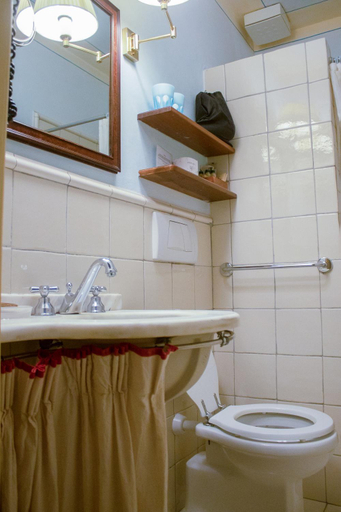 Bathroom 3, Antica Dimora Johlea, Florence