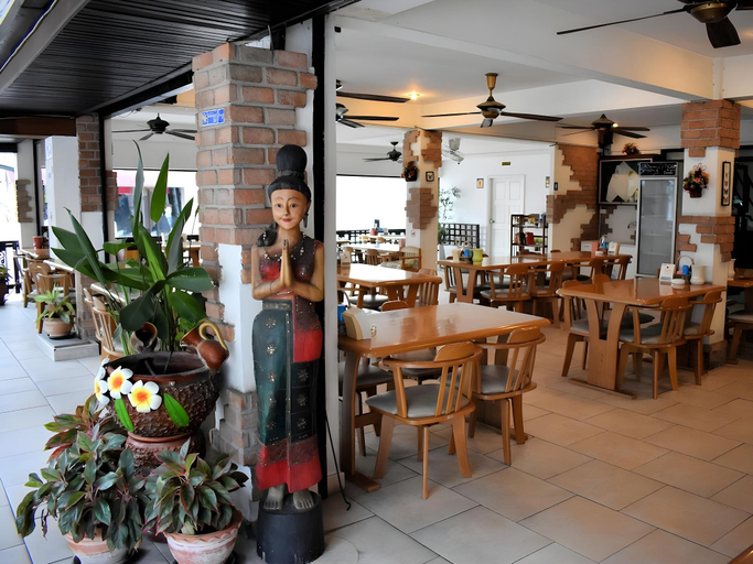 Food & Drinks 4, Klein Heidelberg, Pattaya