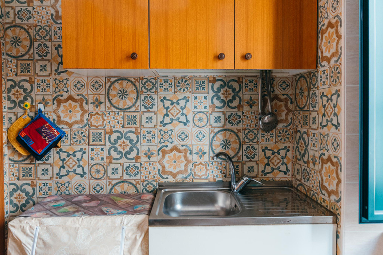 Others 5, Casa Vincenzina Atrani, Salerno