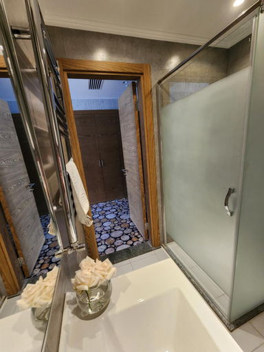 Bathroom 3, Yurd Hotel, Qax