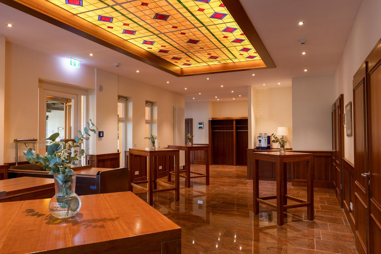 Others 4, Hotel Waldesrand, Herford