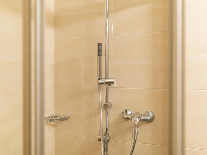 Bathroom 3, Apartment in Fugen Near Spieljochbahn, Schwaz