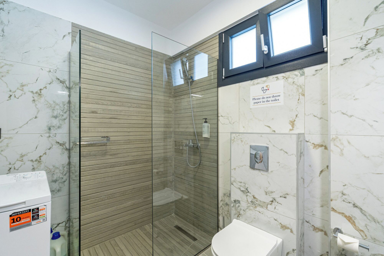 Bathroom 4, Emerald Island Residential Complex, East Macedonia and Thrace